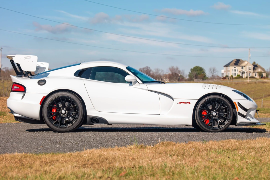 2017 Dodge Viper ACR 5th Gen - Image 29 of 31