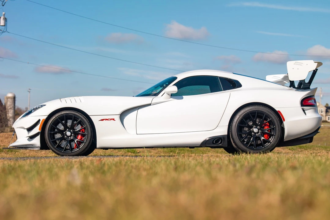 2017 Dodge Viper ACR 5th Gen - Image 14 of 31