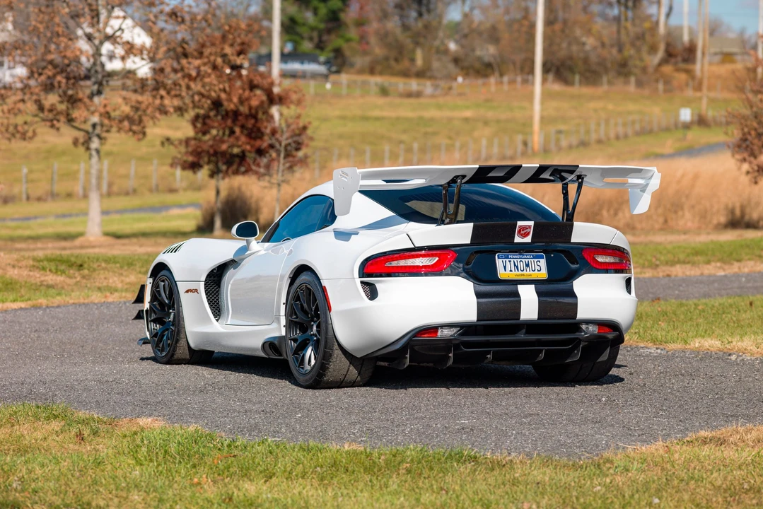 2017 Dodge Viper ACR 5th Gen - Image 16 of 31