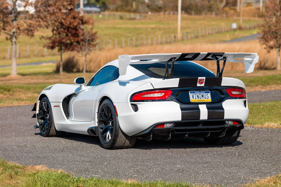 2017 Dodge Viper ACR 5th Gen - Image 17 of 31