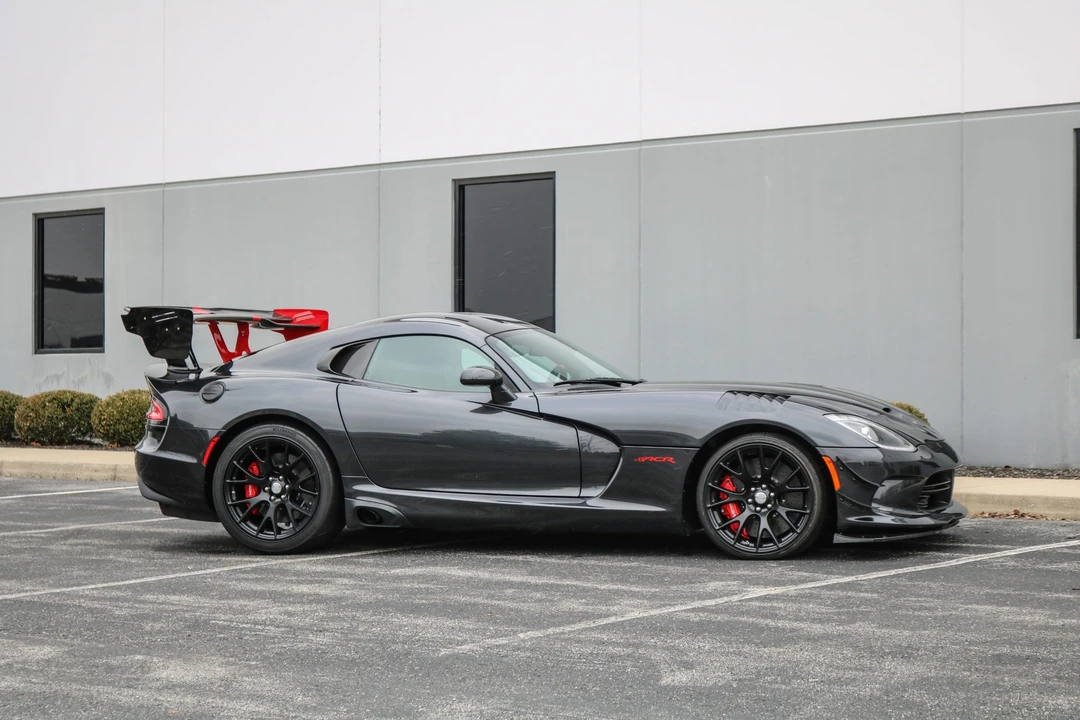 2017 Dodge Viper ACR 5th Gen - Image 13 of 31