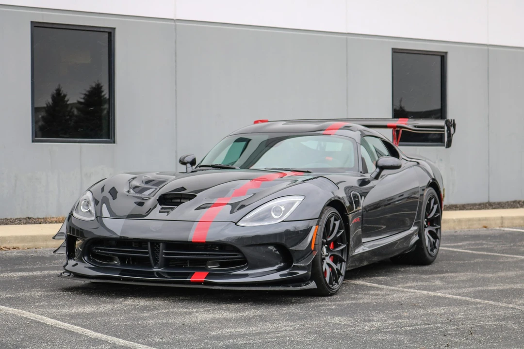 2017 Dodge Viper ACR 5th Gen - Image 3 of 31