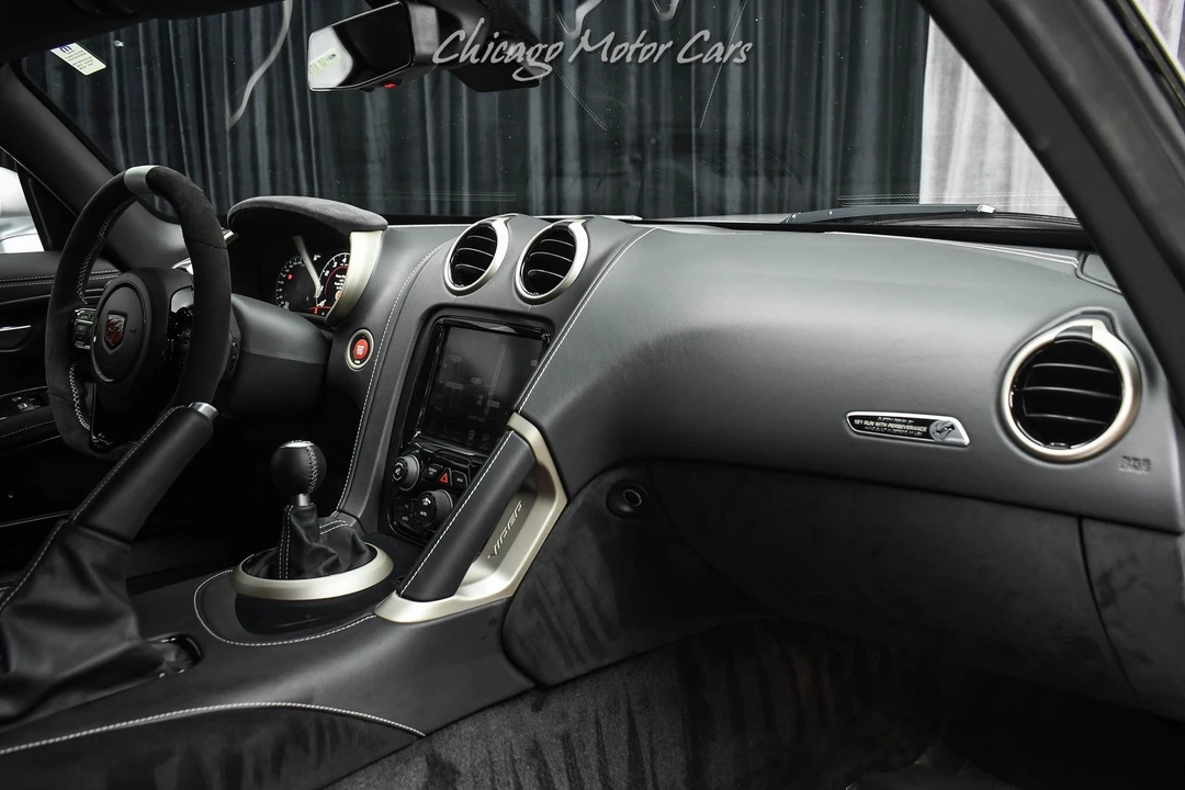 2017 Dodge Viper ACR 5th Gen - Image 22 of 31