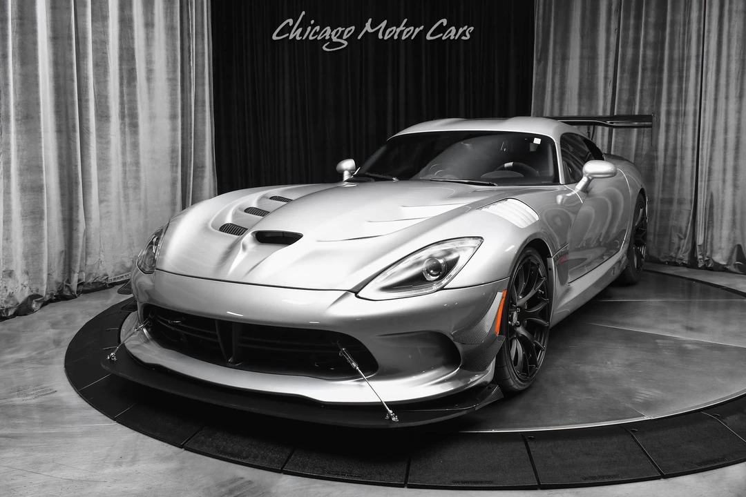 2017 Dodge Viper ACR 5th Gen - Image 2 of 31