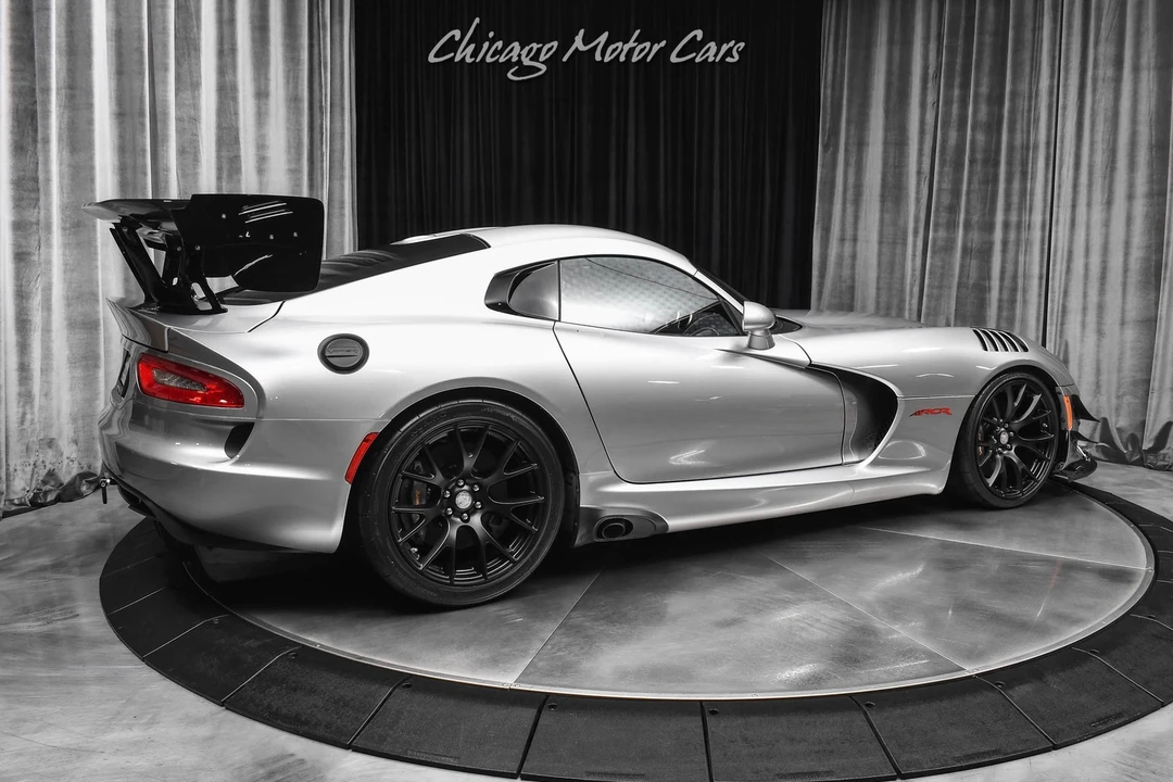 2017 Dodge Viper ACR 5th Gen - Image 5 of 31