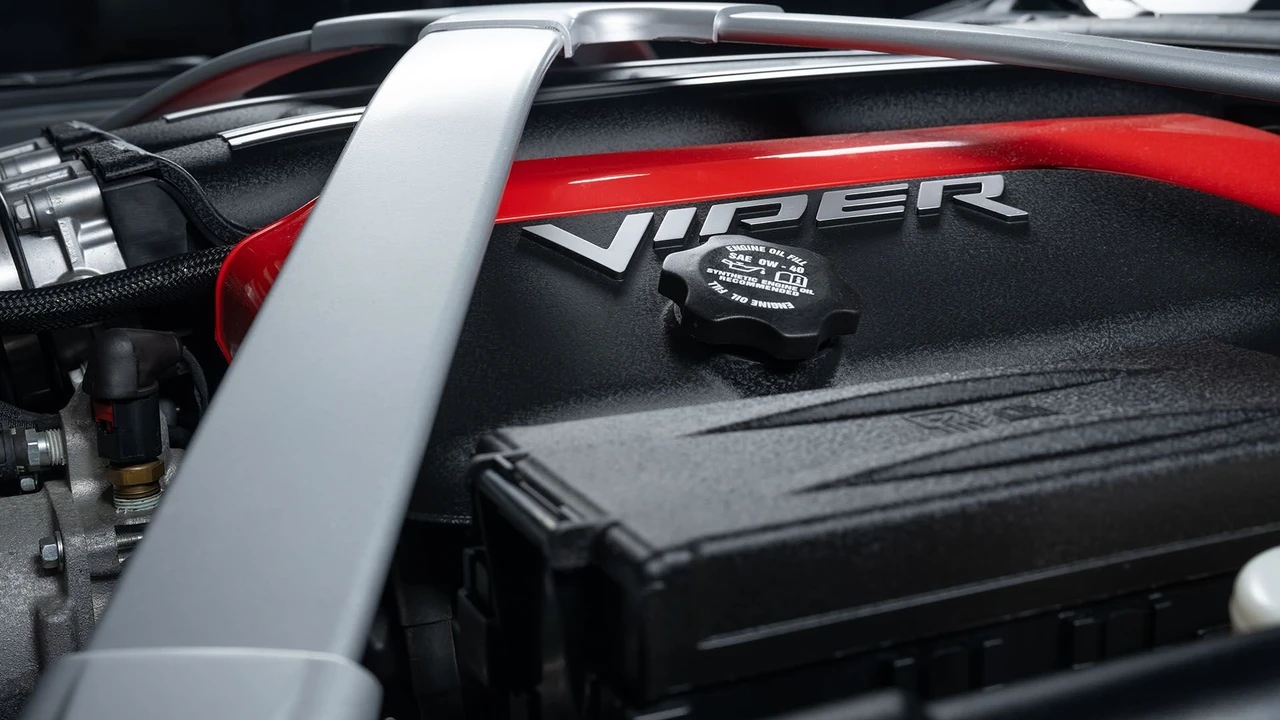 2017 Dodge Viper ACR 5th Gen - Image 14 of 31