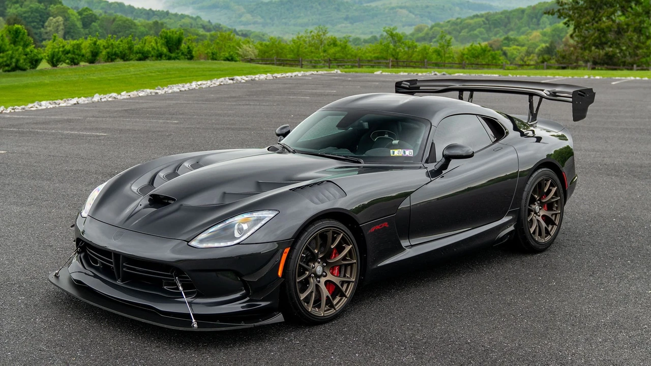2017 Dodge Viper ACR 5th Gen - Image 12 of 31