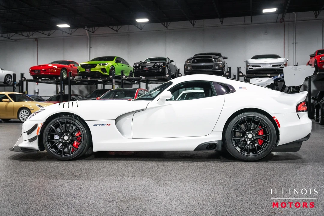 2017 Dodge Viper ACR 5th Gen - Image 2 of 31