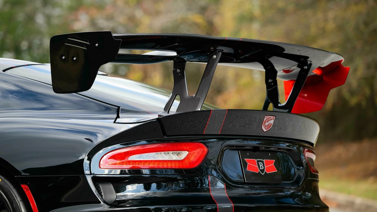 2017 Dodge Viper ACR 5th Gen - Image 11 of 31