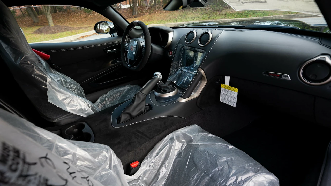 2017 Dodge Viper ACR 5th Gen - Image 5 of 31