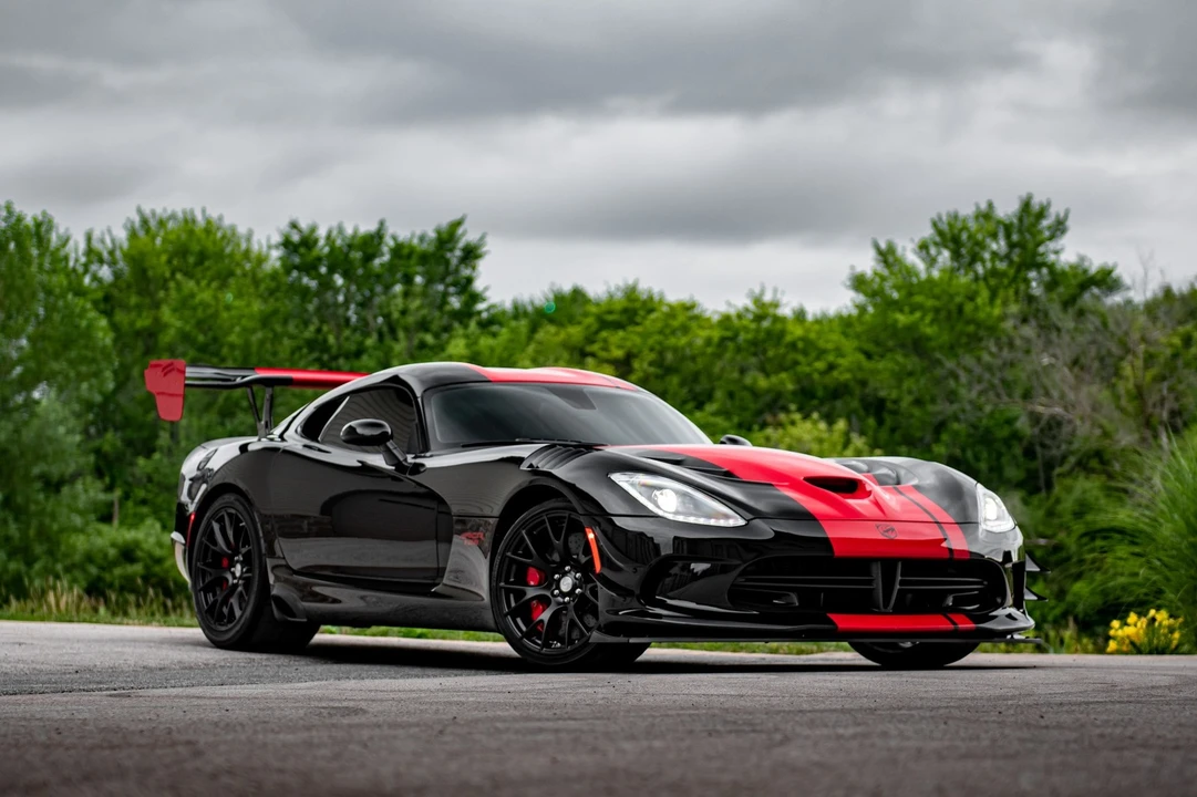 2017 Dodge Viper 5th Gen - Image 2 of 31