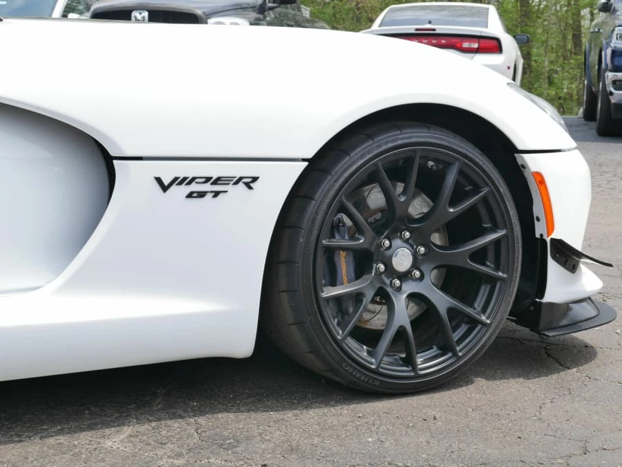 2017 Dodge Viper 5th Gen - Image 4 of 29