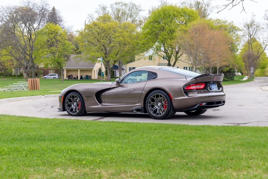 2017 Dodge Viper 5th Gen - Image 5 of 31