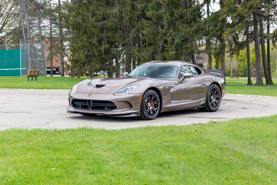 2017 Dodge Viper 5th Gen - Image 2 of 31