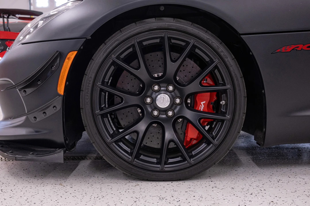 2017 Dodge Viper 5th Gen - Image 19 of 31