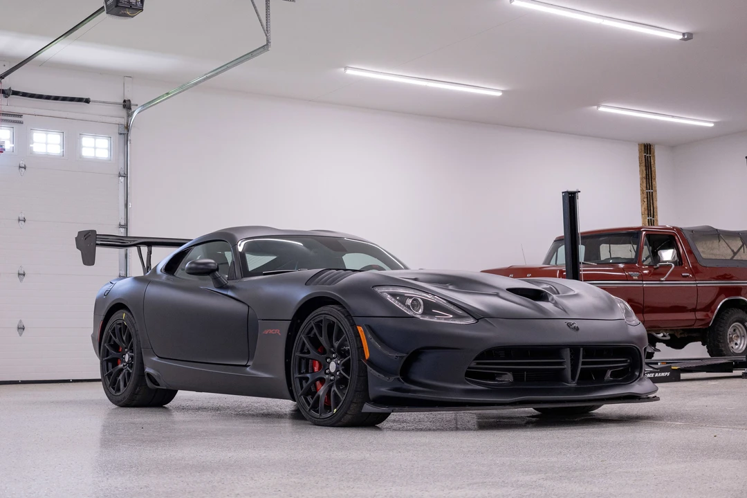 2017 Dodge Viper 5th Gen - Image 2 of 31