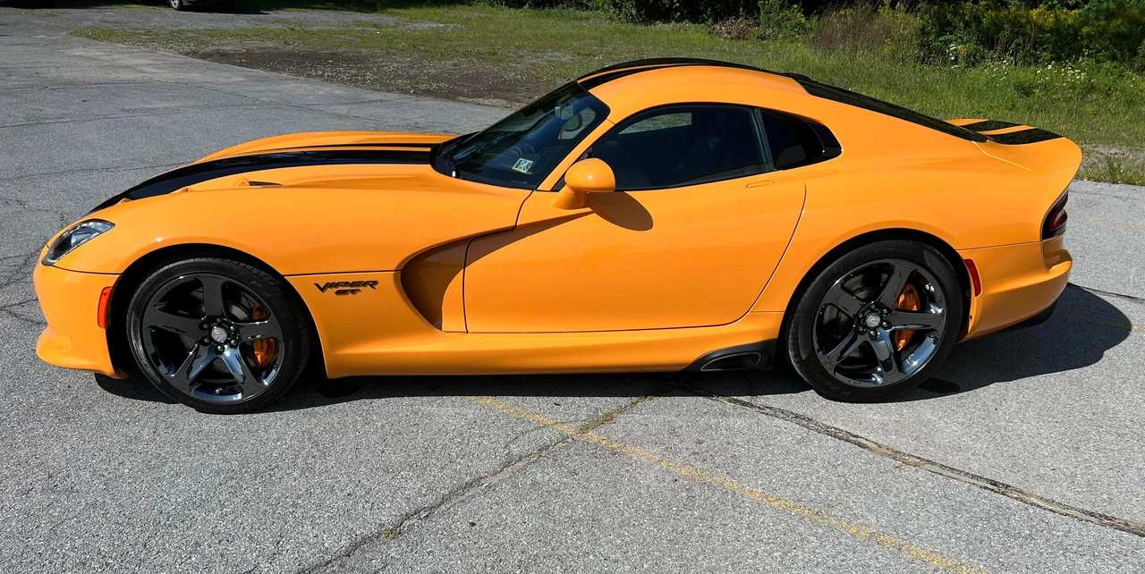 2017 Dodge Viper 5th Gen - Image 11 of 31