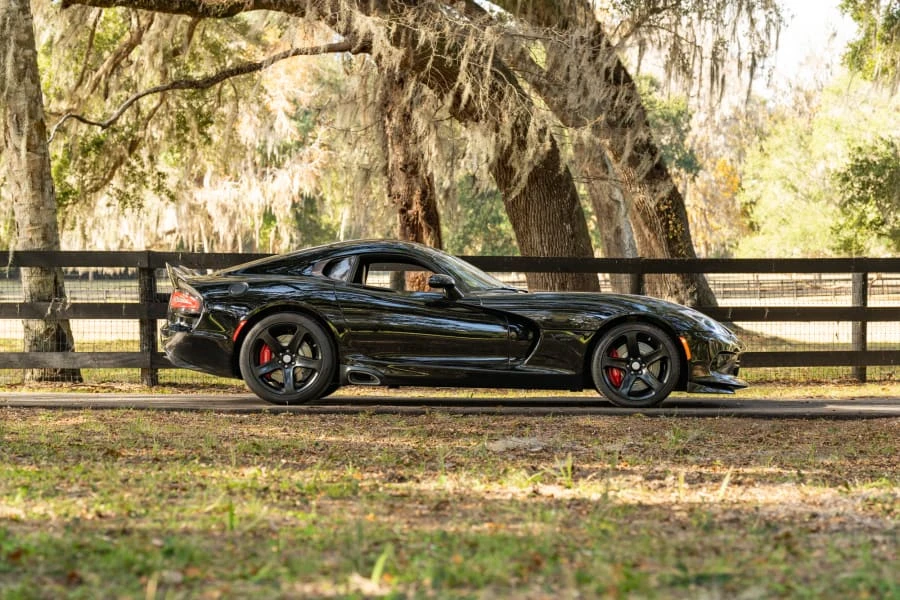 2017 Dodge Viper 5th Gen - Image 2 of 31