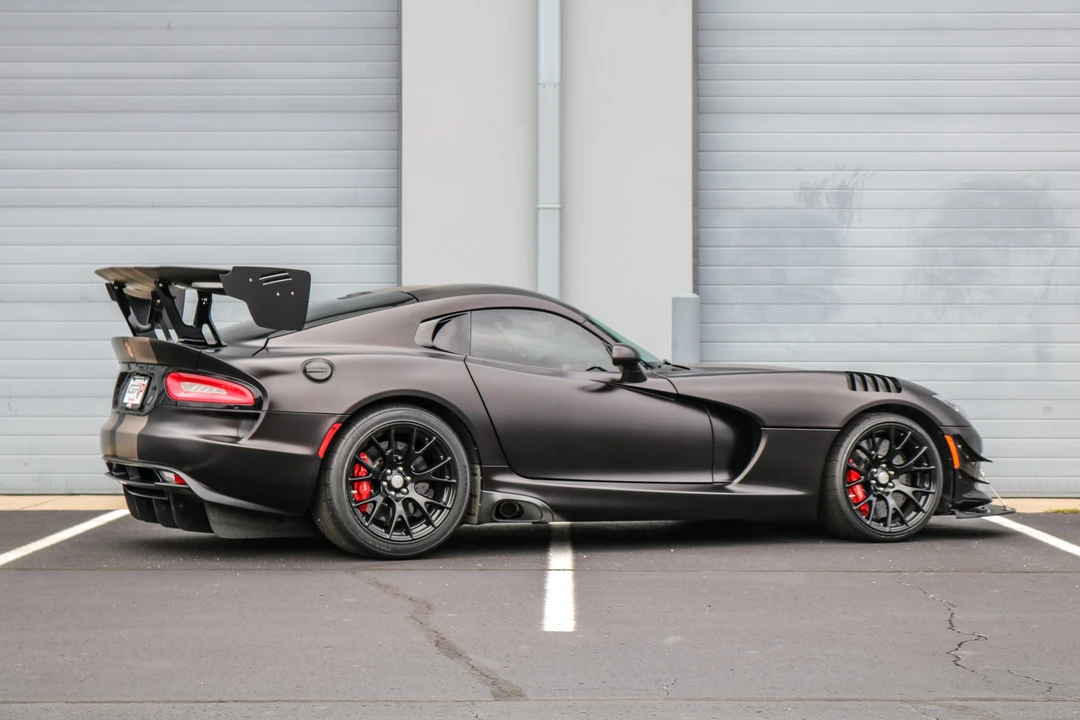 2017 Dodge Viper ACR 5th Gen - Image 15 of 31