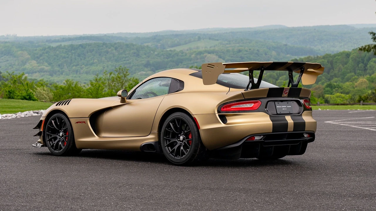 2017 Dodge Viper ACR 5th Gen - Image 18 of 31