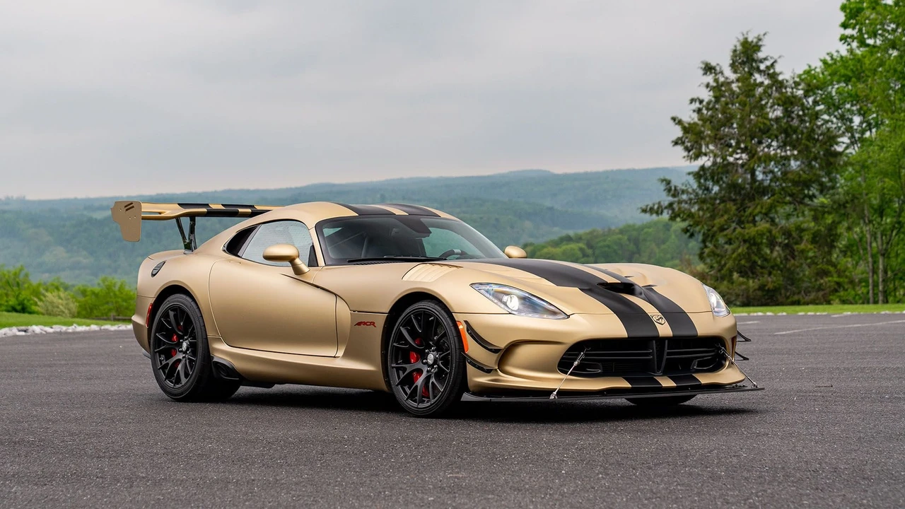 2017 Dodge Viper ACR 5th Gen - Image 14 of 31