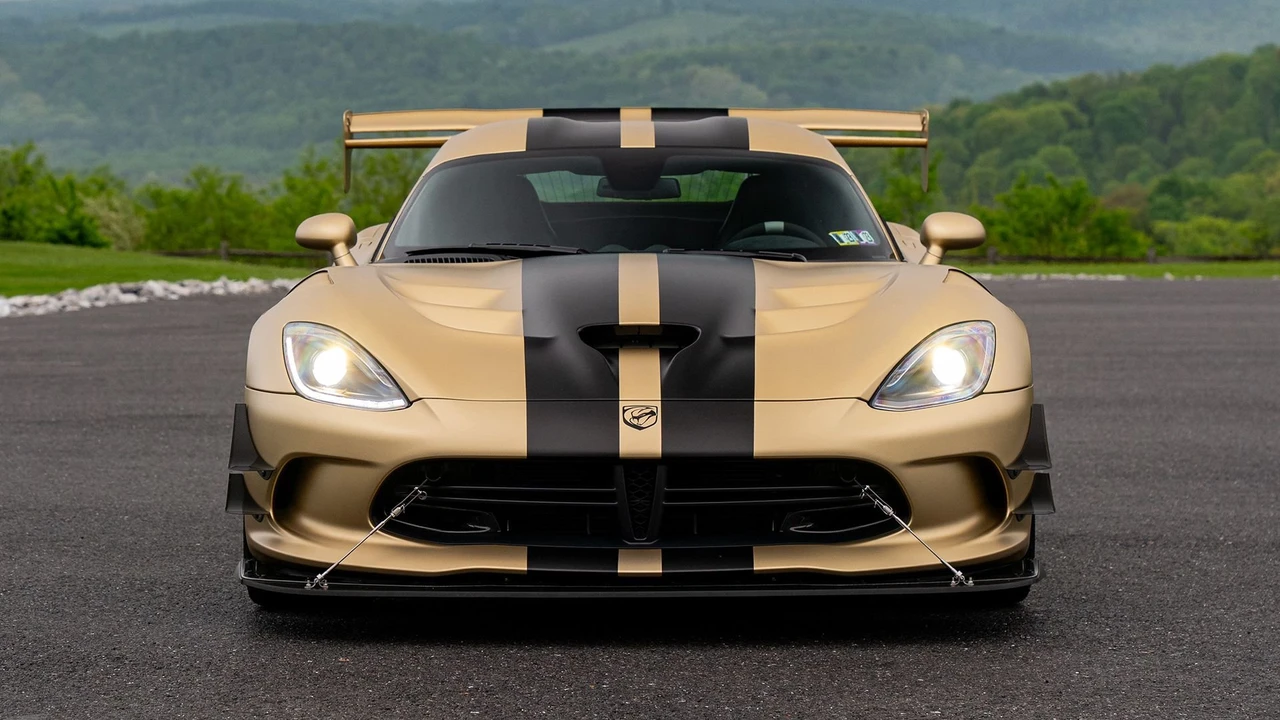 2017 Dodge Viper ACR 5th Gen - Image 15 of 31