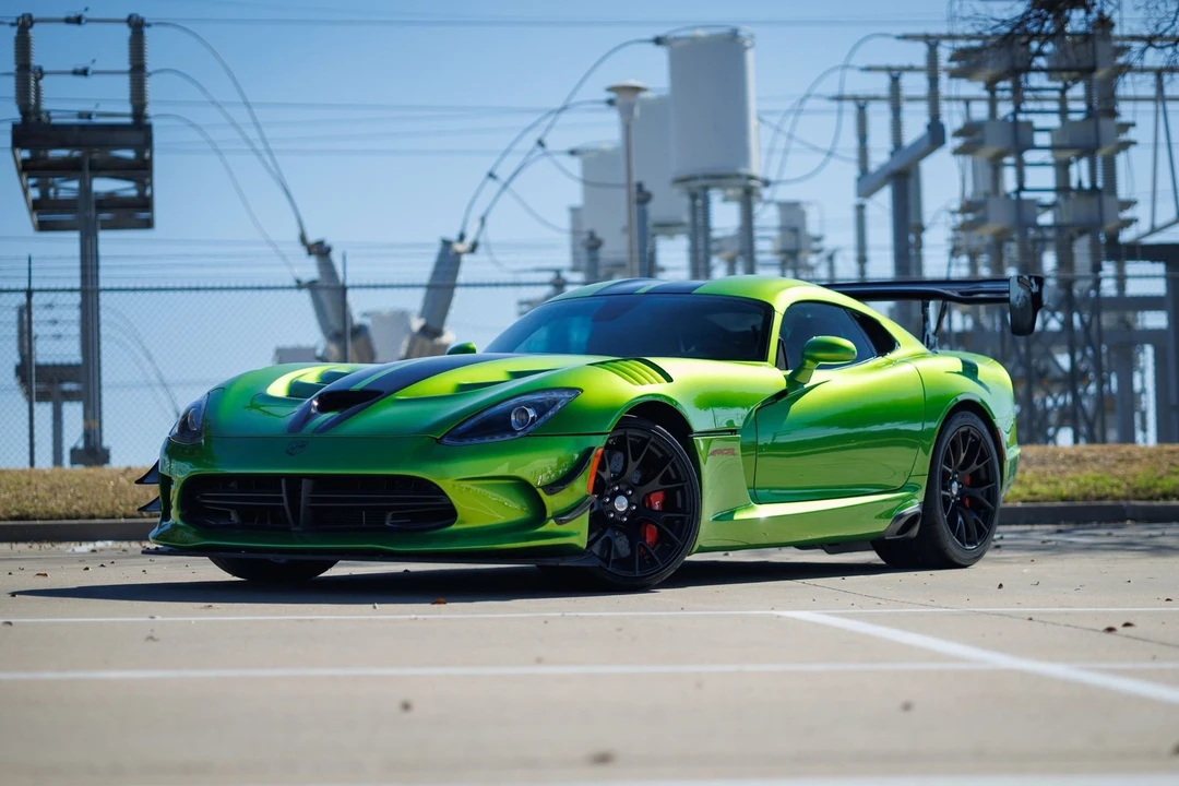 2017 Dodge Viper ACR 5th Gen - Image 2 of 12