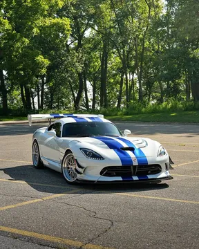 2017 Dodge Viper GTS-R