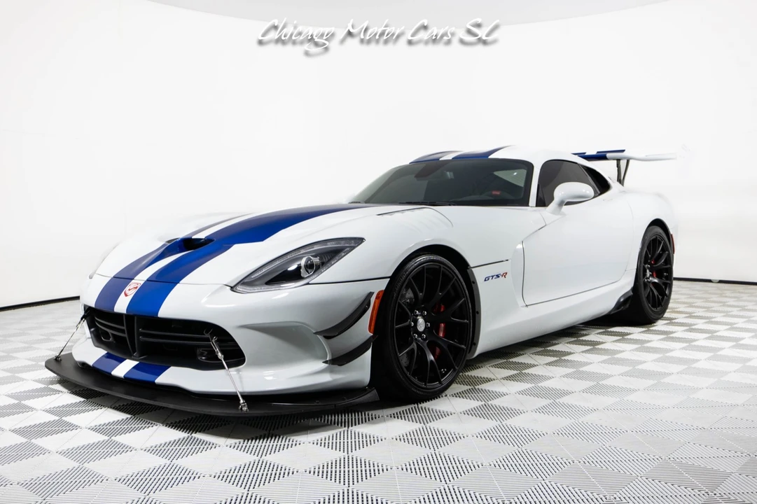 2017 Dodge Viper ACR 5th Gen - Image 2 of 31