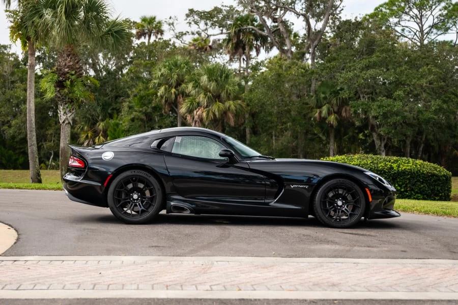 2017 Dodge Viper 5th Gen - Image 2 of 25