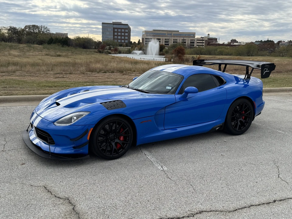 2017 Dodge Viper ACR 5th Gen - Image 2 of 31