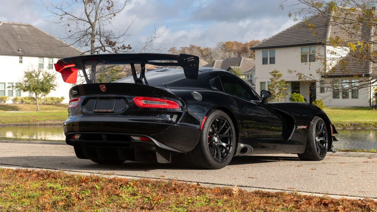 2017 Dodge Viper ACR 5th Gen - Image 18 of 31