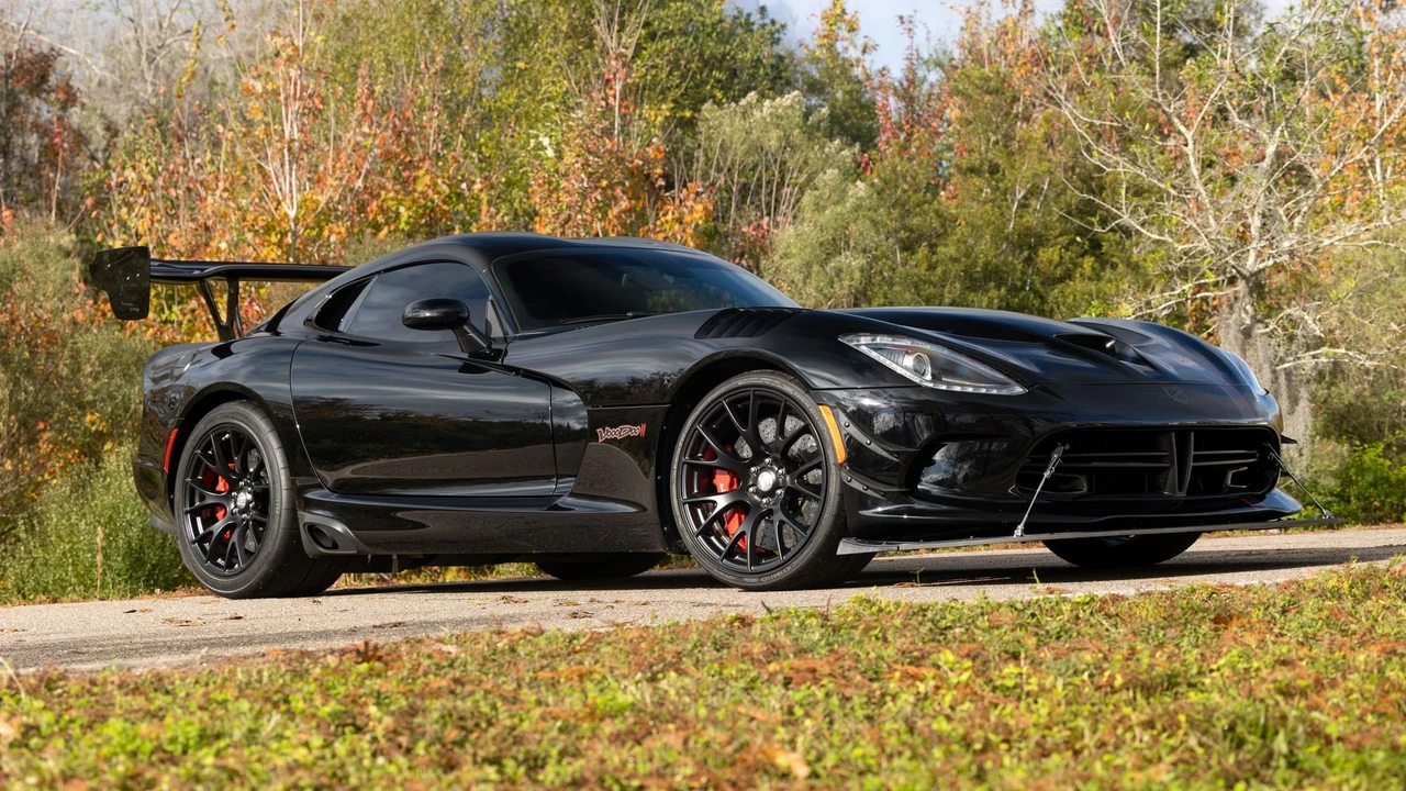 2017 Dodge Viper ACR 5th Gen - Image 12 of 31