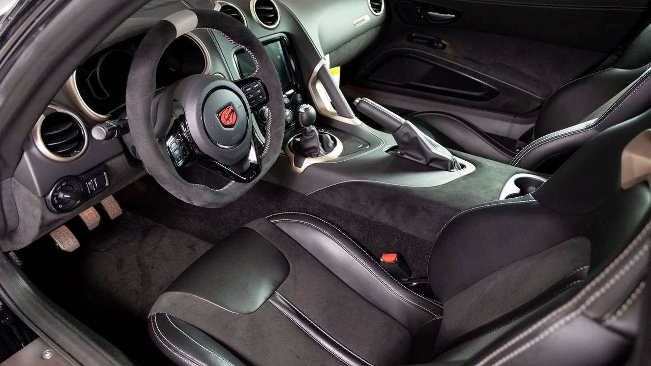 2017 Dodge Viper ACR 5th Gen - Image 5 of 31