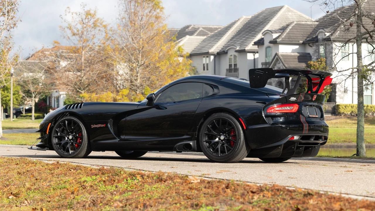 2017 Dodge Viper ACR 5th Gen - Image 6 of 31