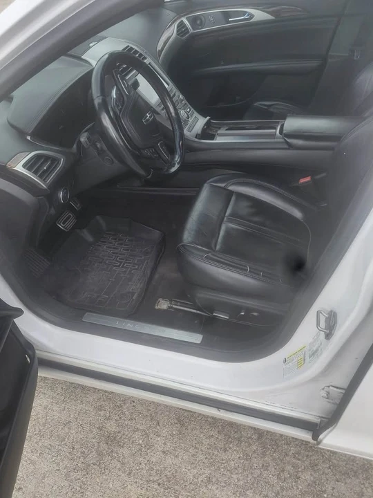 2017 Dodge Caravan - Image 5 of 5