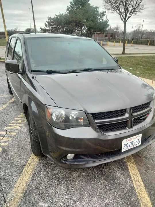 2017 Dodge Caravan - Image 4 of 5