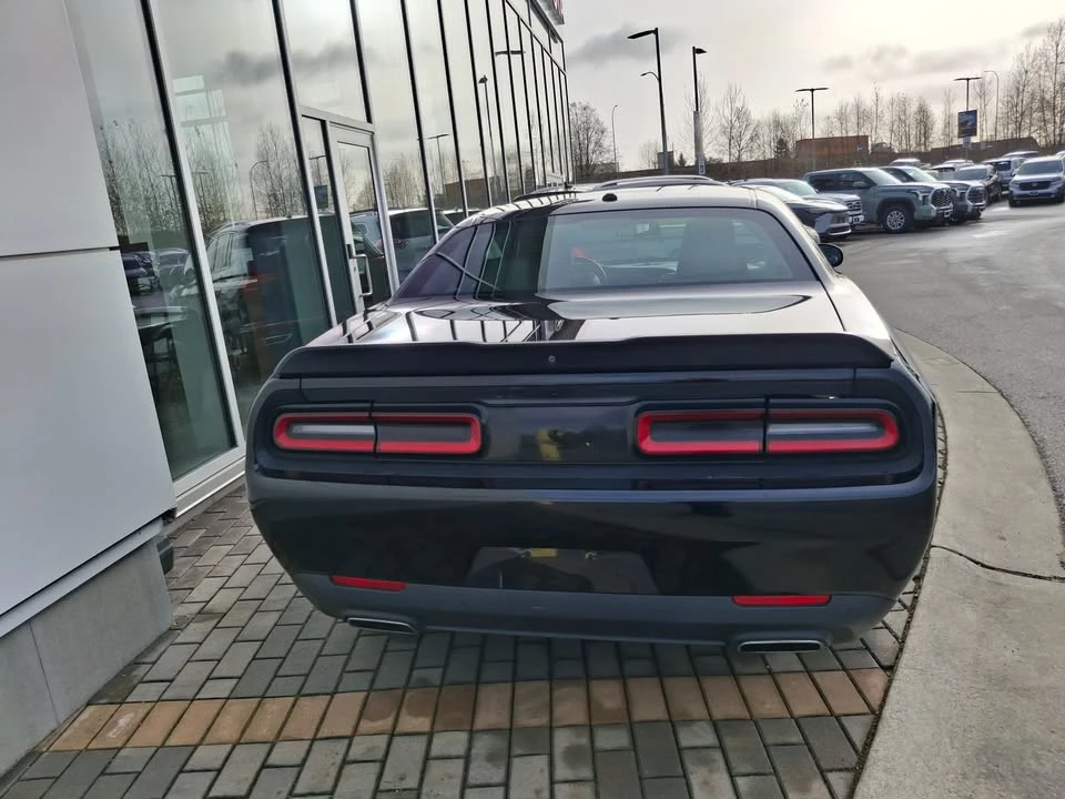 2017 Dodge Challenger 3rd Gen - Image 4 of 6