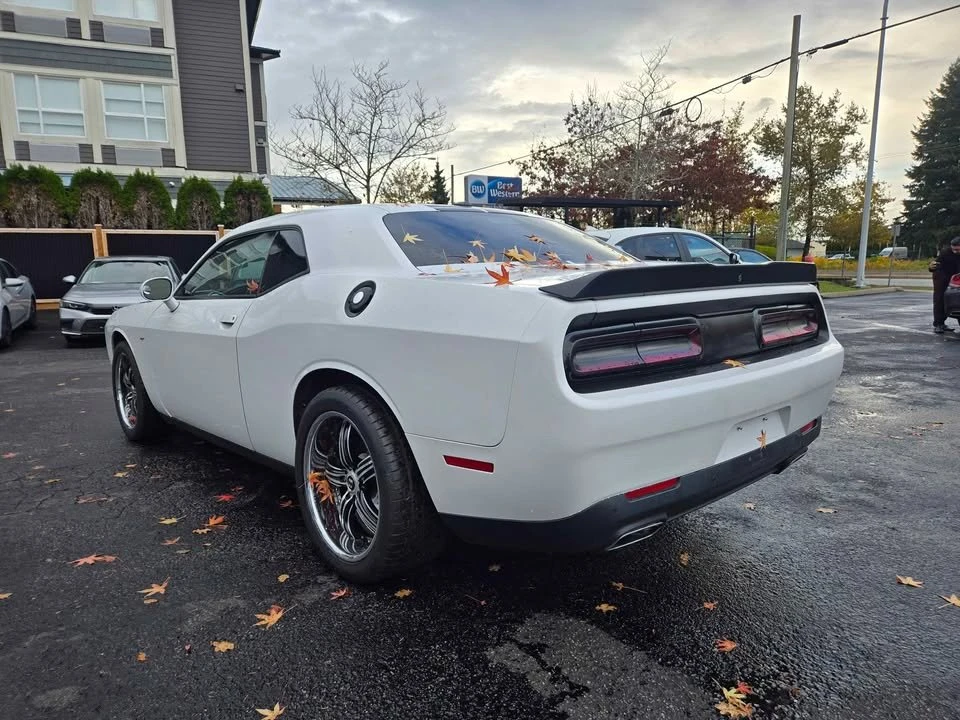 2017 Dodge Challenger 3rd Gen - Image 3 of 8