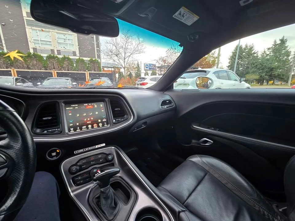 2017 Dodge Challenger 3rd Gen - Image 7 of 8