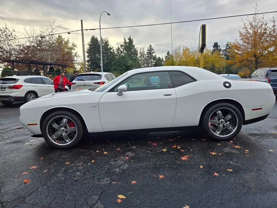 2017 Dodge Challenger 3rd Gen - Image 2 of 8