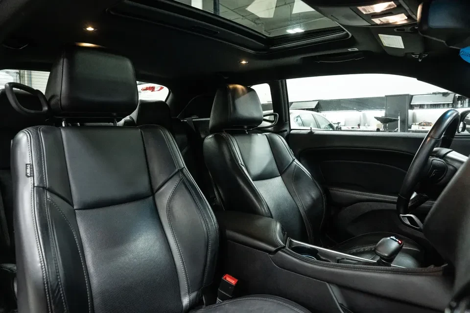 2017 Dodge Challenger 3rd Gen - Image 8 of 12