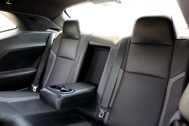 2017 Dodge Challenger 3rd Gen - Image 9 of 14