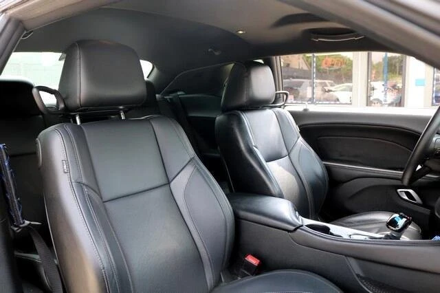 2017 Dodge Challenger 3rd Gen - Image 11 of 14