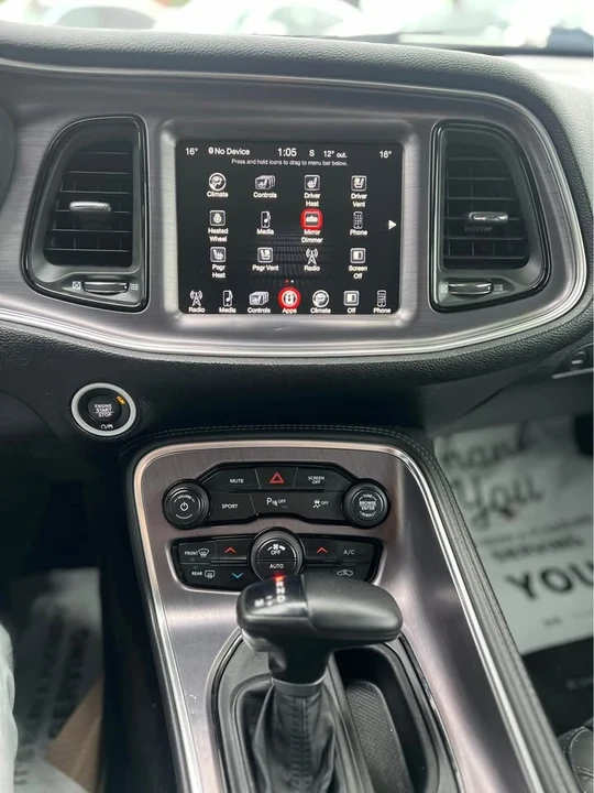 2017 Dodge Challenger 3rd Gen - Image 9 of 10