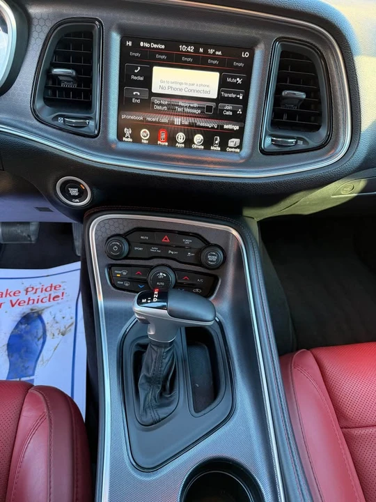 2017 Dodge Challenger 3rd Gen - Image 10 of 16