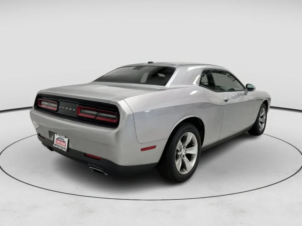 2017 Dodge Challenger 3rd Gen - Image 3 of 18