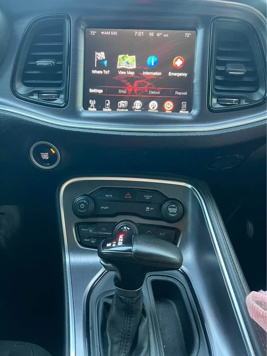 2017 Dodge Challenger 3rd Gen - Image 15 of 17