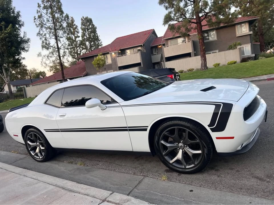 2017 Dodge Challenger 3rd Gen - Image 6 of 17