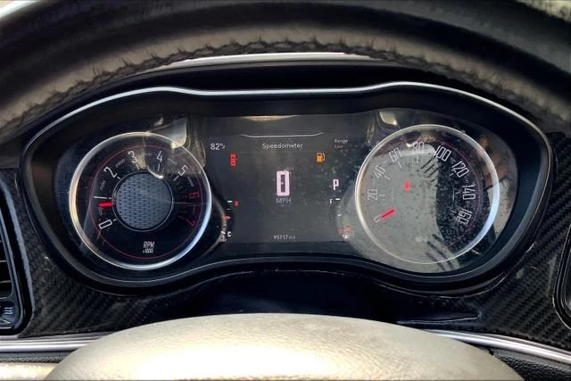 2017 Dodge Challenger 3rd Gen - Image 15 of 20